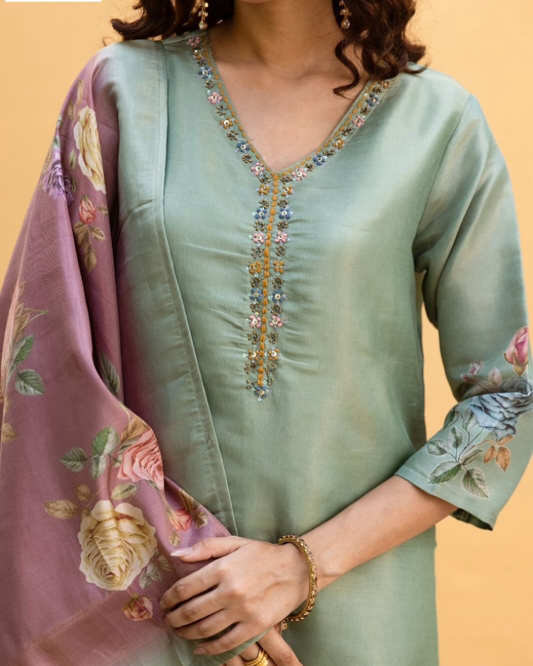 Straight Kurta with Pants & Dupatta – Elegant and Versatile Ethnic Wear Set